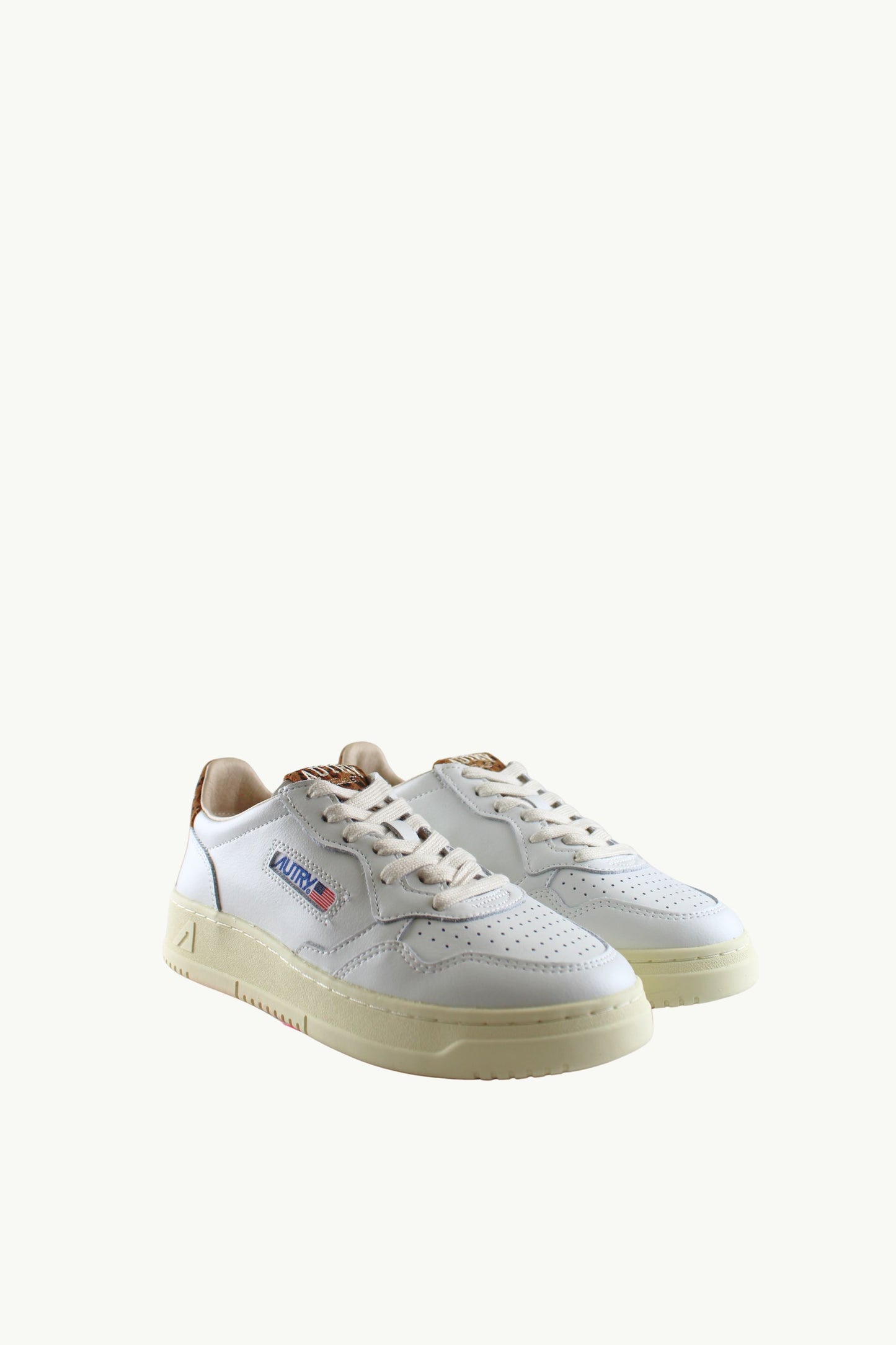  Autry Medalist Low Wom Leath Leopard Suede Logo Bianco - 2