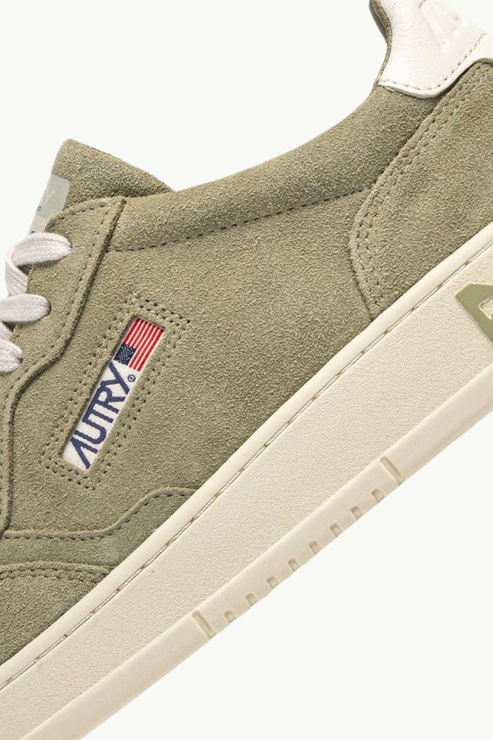  Autry Medalist Low Man Finish Suede Men Verde - 6