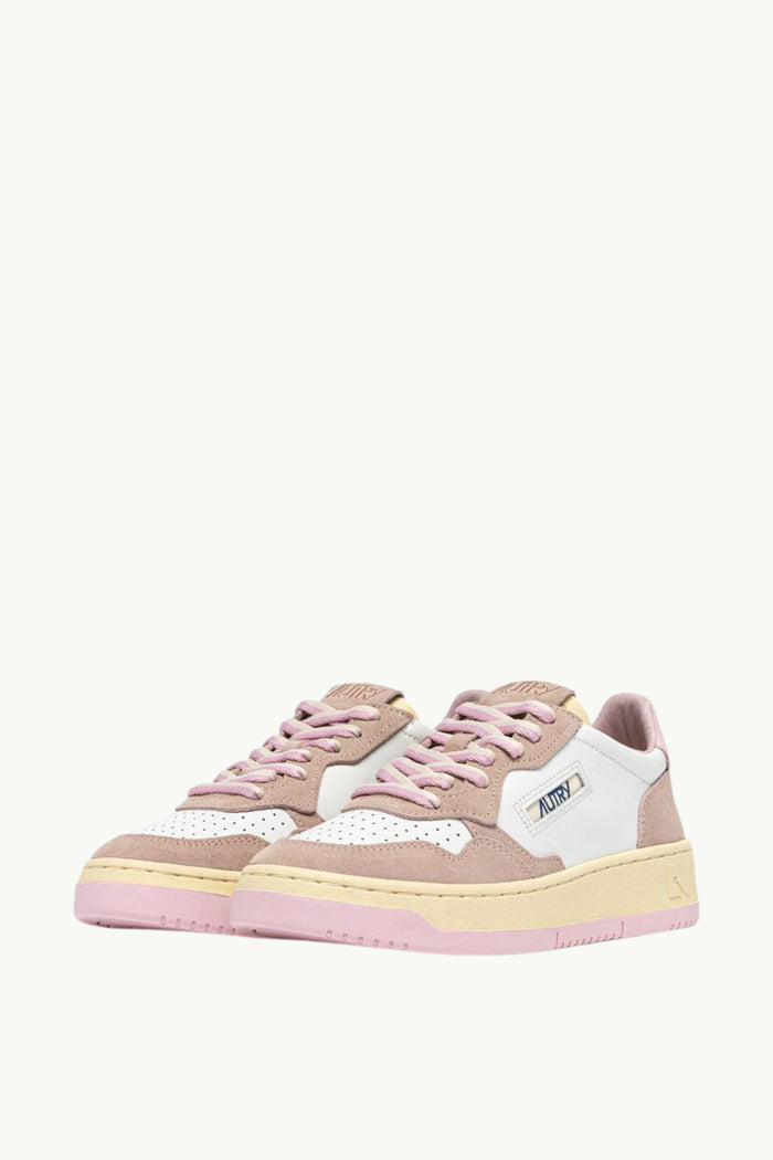 Medalist Low Wom Leat Suede  Donna Autry-2