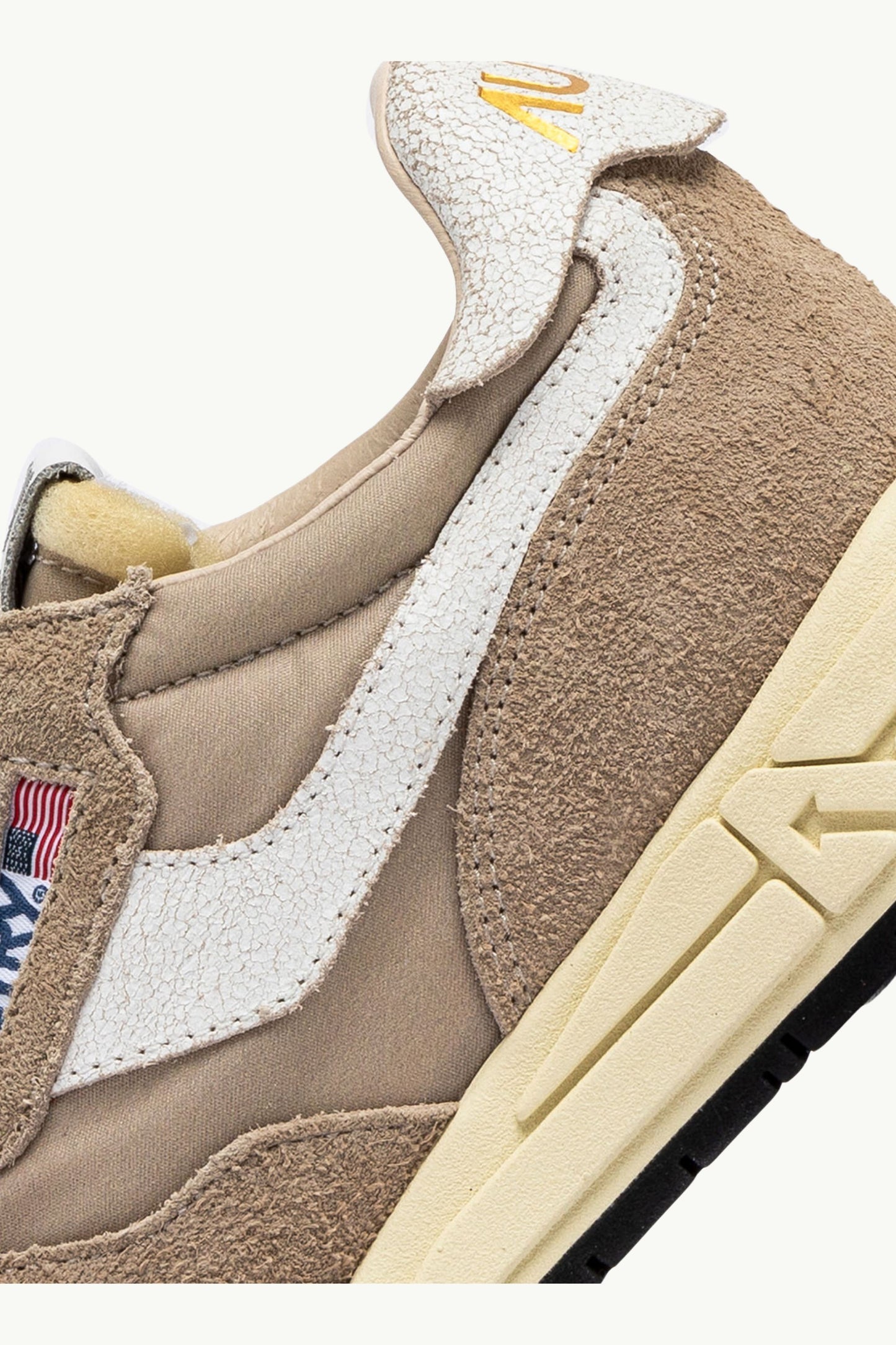  Autry Reelwind Low Man Nylon Crack Men's Beige - 6