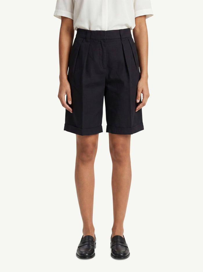 Bermuda  Donna Aspesi